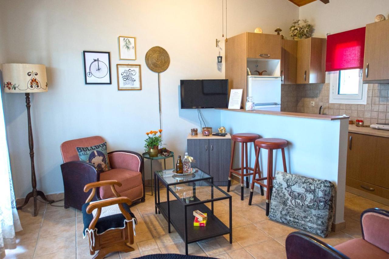 Appartement Salty Breeze Experience Vs Olive Flavor Sensation At Porto Cheli Extérieur photo